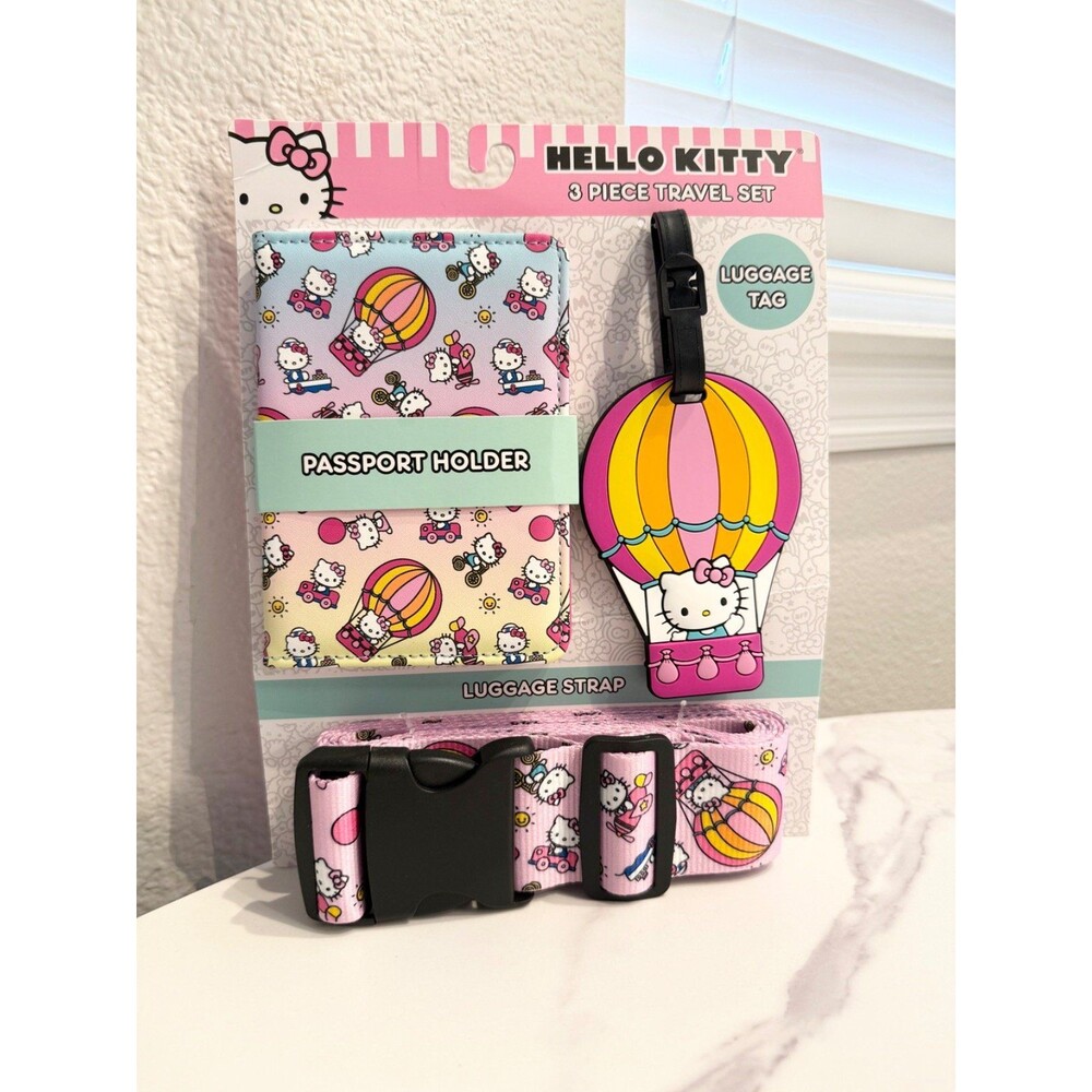♡ NEW Hello Kitty 3 piece travel set ♡